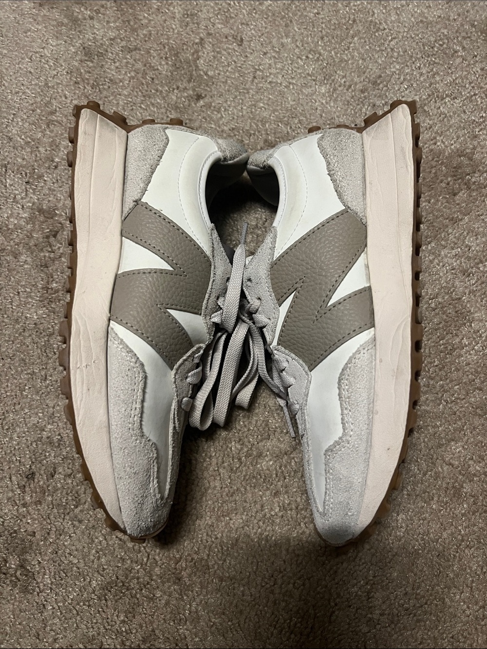 New Balance Women's Gray & White Retro Athletic Sneakers